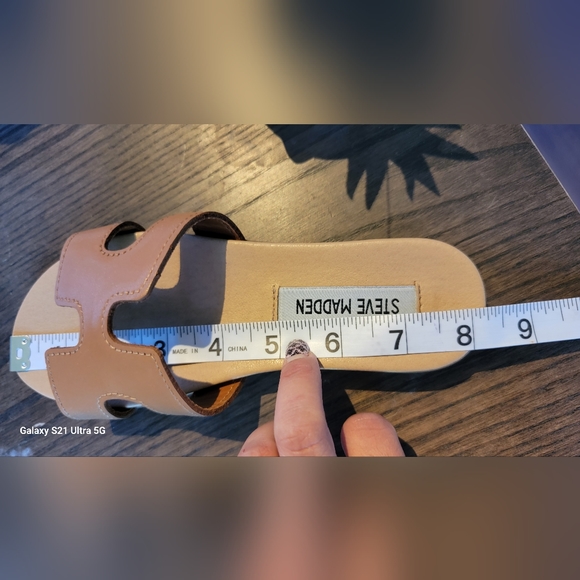 Sandals - Picture 3 of 5